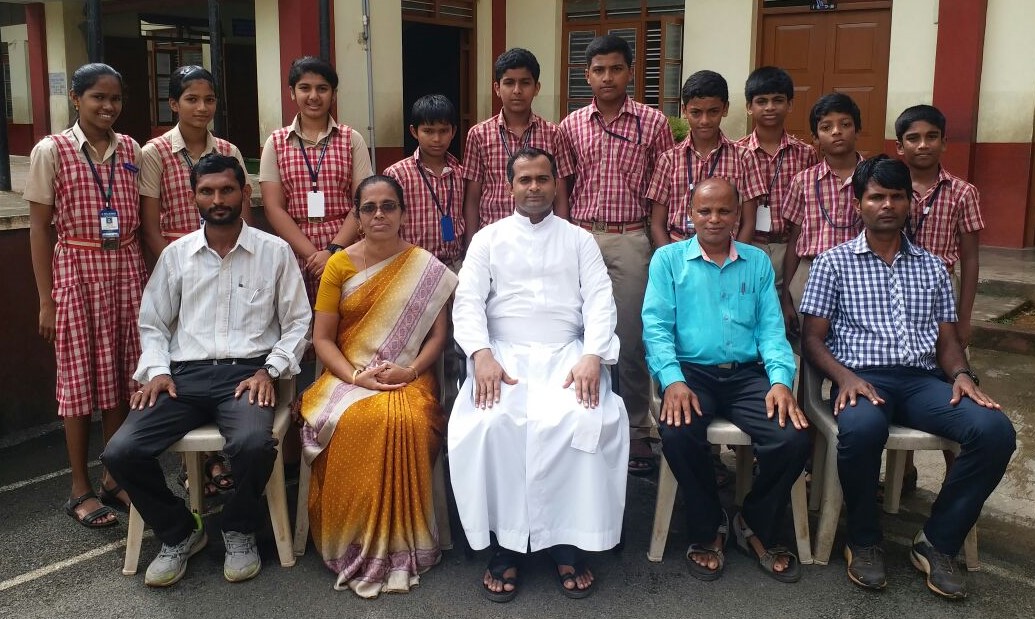 Ten students of Milagres English Schools selected for State level Indoor games